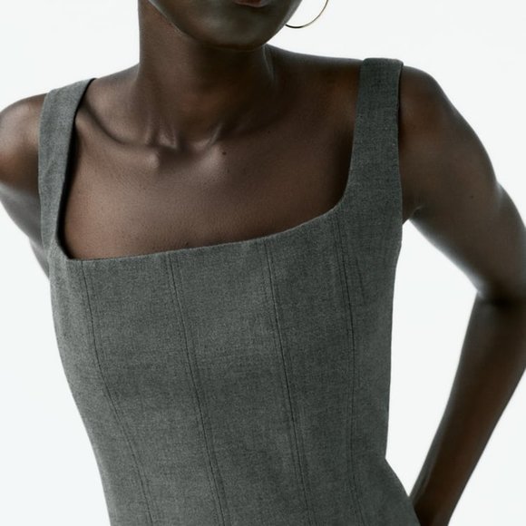 NWT GRAY STRETCHY TOP - Picture 1 of 9